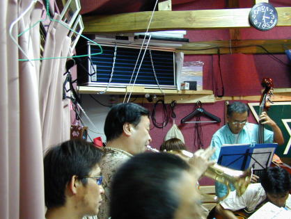 Kurata on trumpet and Yoshida on bass